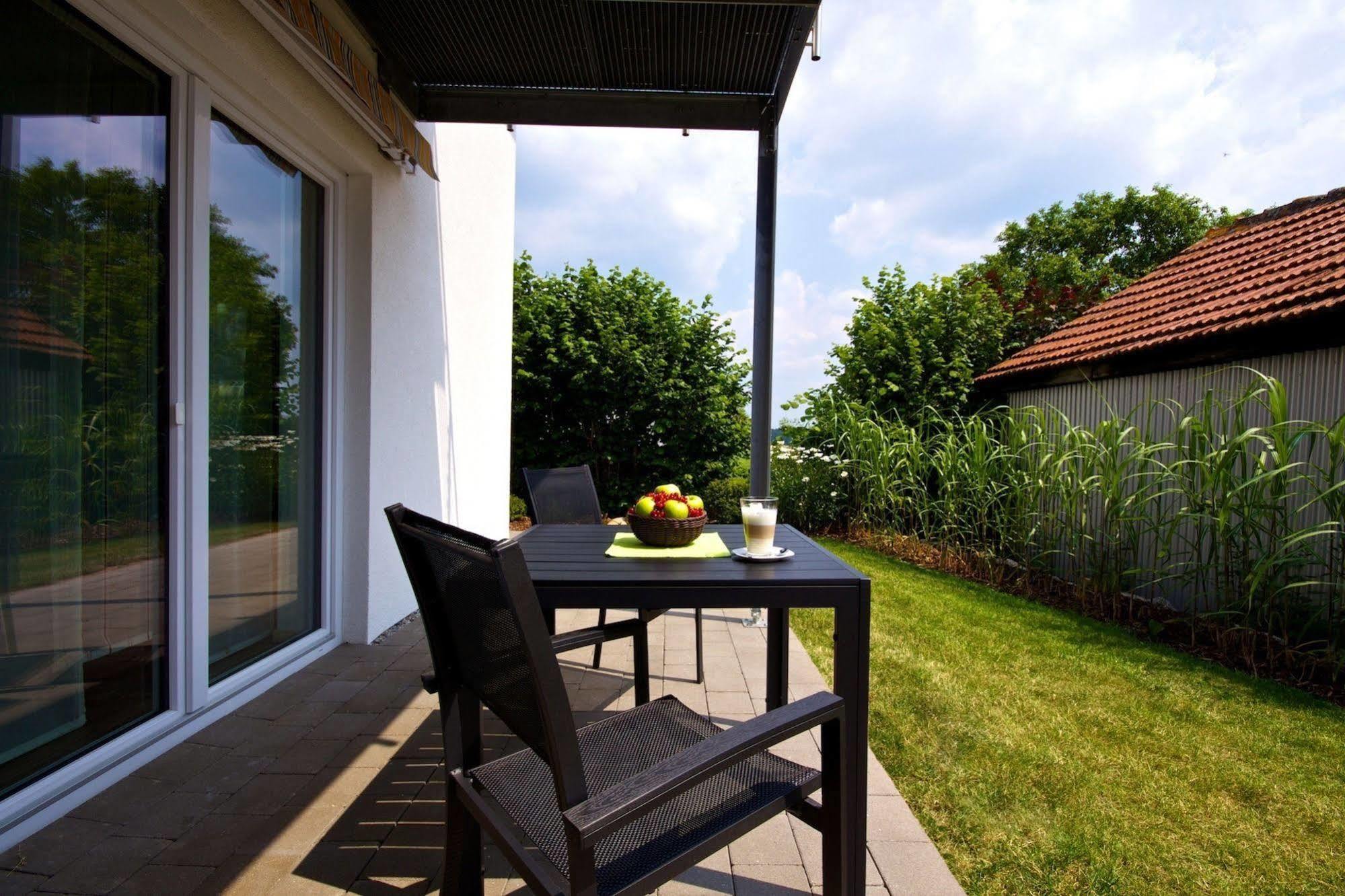 Business Homes - Das Apartment Hotel Lauchheim Exterior photo